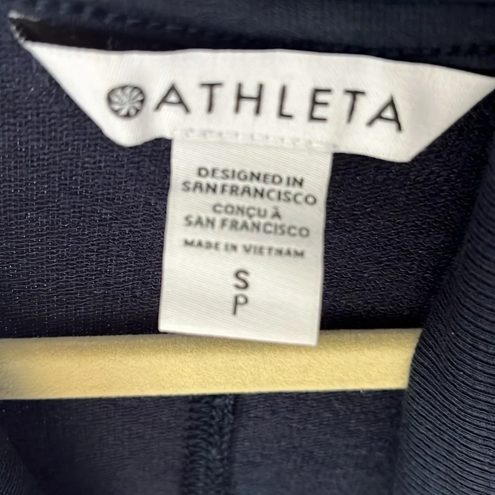 Athleta excellent used condition, Pranyama wrap cardigan - Picture 2 of 6